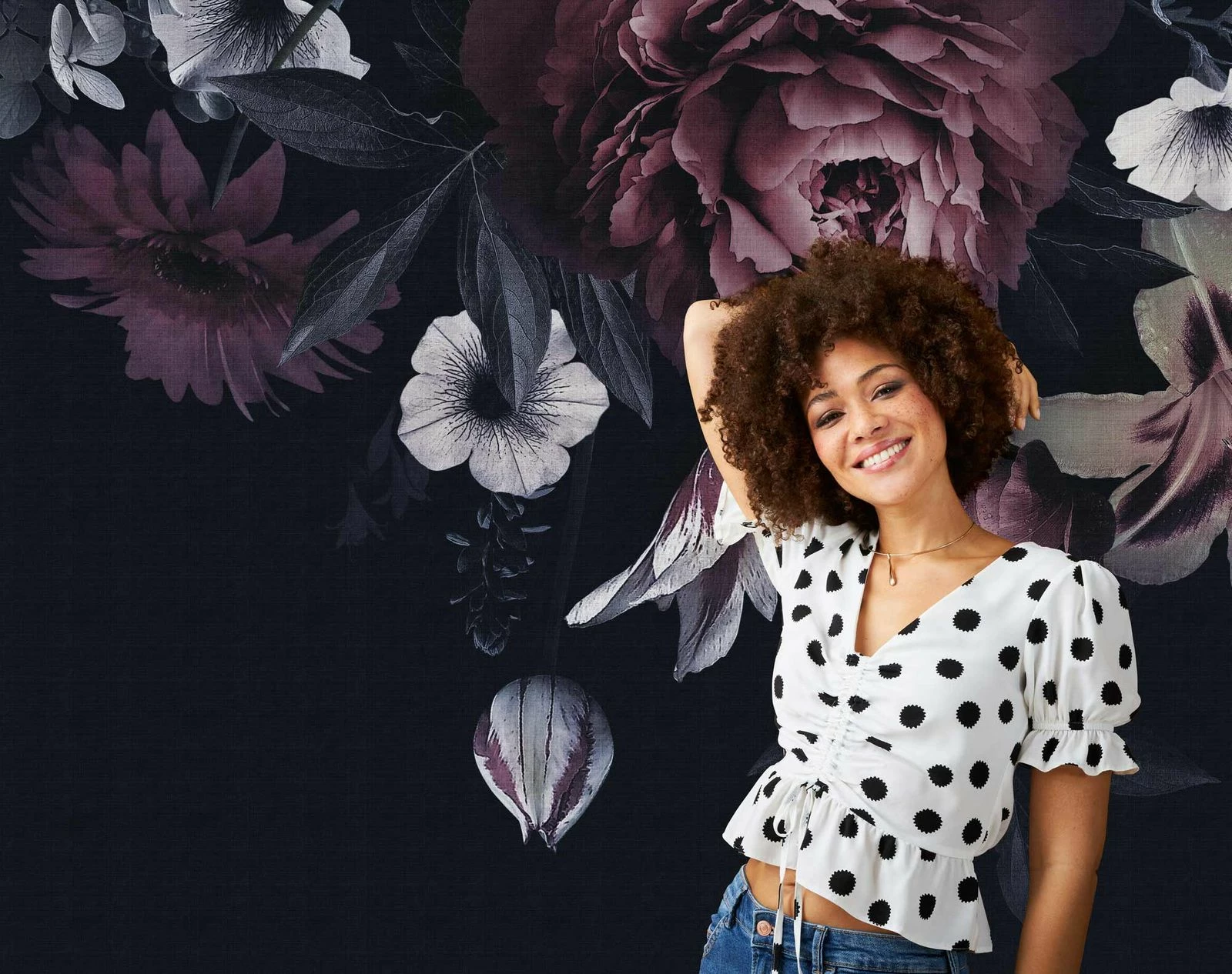 Fototapeten Floral Blumen Blüten Schwarz Violett 38279-1 4 Fototapeten Floral Blumen Blüten Schwarz Violett 38279-1 – Bild 2