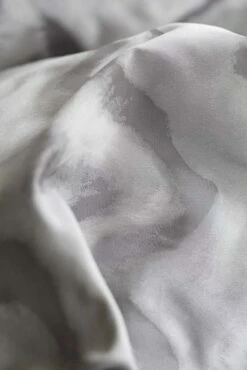 Ösenschal Moiré Blickdicht Wellen Hellgrau 199050 -Orex Verkäufe oesenschal Moire blickdicht Wellen hellgrau 1990 4